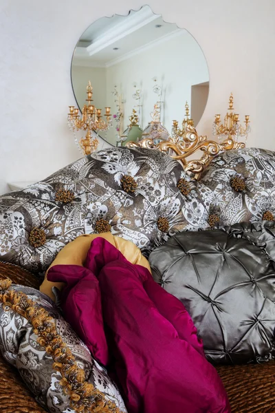 Модный диван — стоковое фото