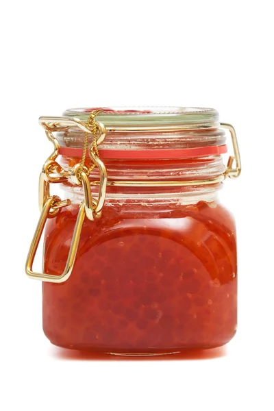 Rode kaviaar in glazen pot — Stockfoto