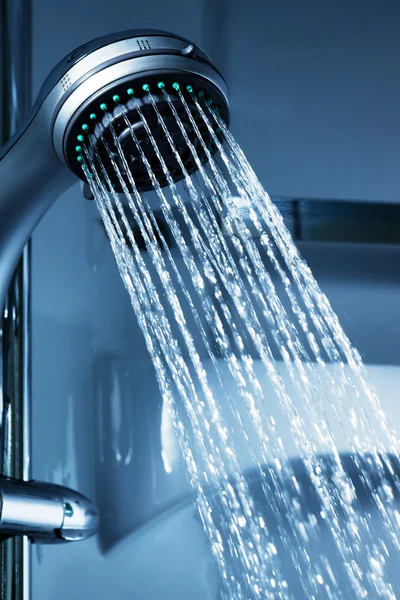 Vatten från duschen — Stockfoto