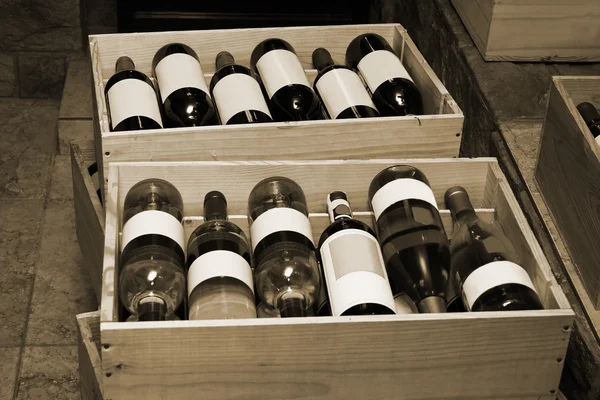Víno v lahvích — Stock fotografie