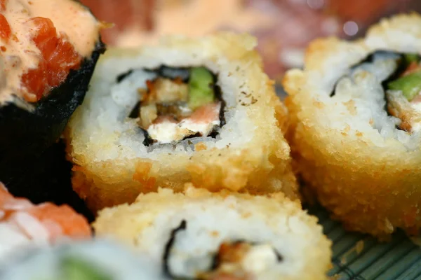 Lachs Sushi Rollen Aus Nächster Nähe — Stockfoto