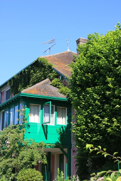 房子和花园的克劳德 莫奈的维尼 — 图库照片