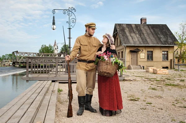 Couple of lady and soldier in retro style picture — Stock Photo, Image