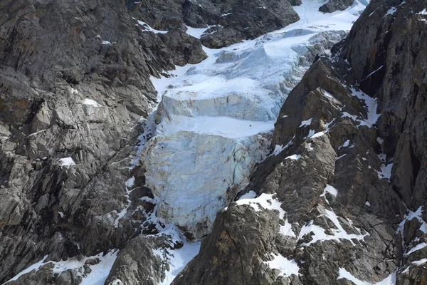 Kaya ve buz — Stok fotoğraf