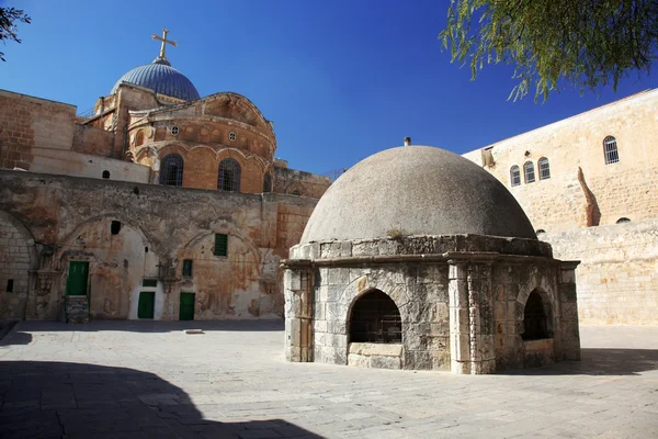 Classic Israel - Dome on the Church of the Holy Sepulchre in Jer — Stock Photo, Image