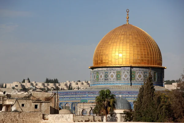Western Wall (Wailing Wall, Kotel) and Dome of the Rock in Jerus — Stock Photo, Image