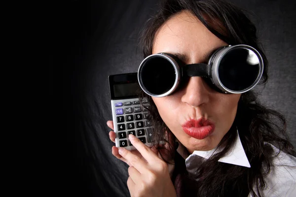 Žena s kalkulačkou — Stock fotografie
