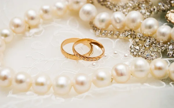 Свадебные кольца Stock Photo