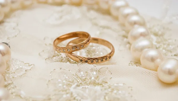 Свадебные кольца 스톡 사진