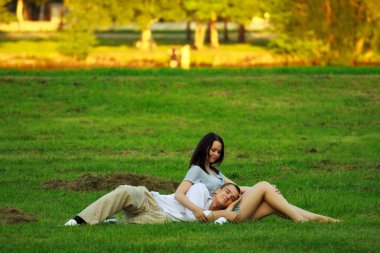 iki Park çim döşeme
