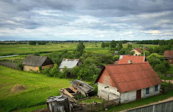 Villaggio bielorusso in estate — Foto Stock