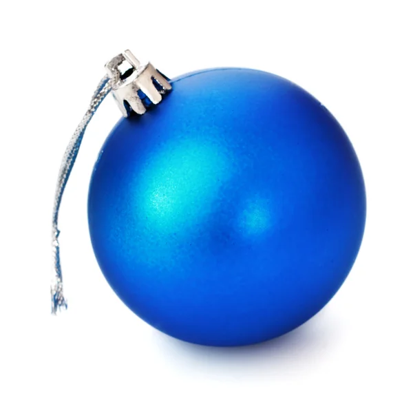 Blå Jul Bollen Isolerad Vit Bakgrund — Stockfoto
