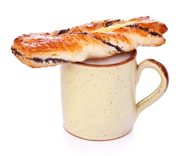 ポピーのパイとミルクのマグカップ — ストック写真