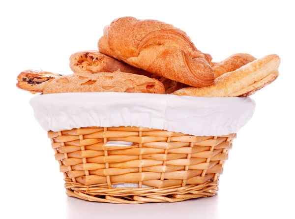 Корзина хлеба — стоковое фото
