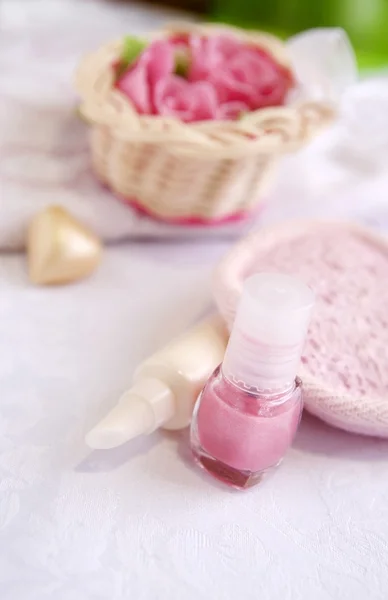 Cosmetici Cura Delle Unghie Delle Mani Smalto Rosa Bianco Rose — Foto Stock