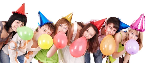 Grupp tonåringar fira födelsedag. — Stockfoto
