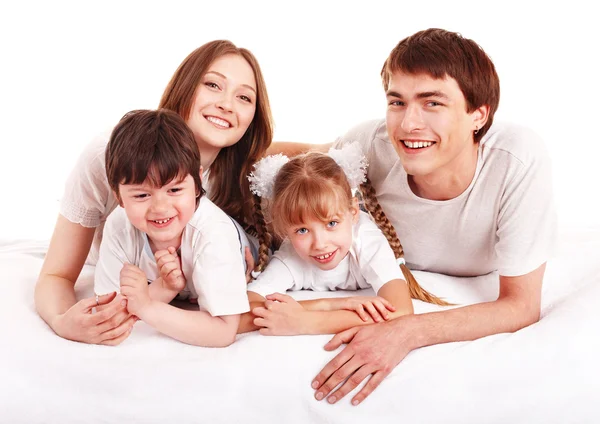 Glad familj uppfostran barn. — Stockfoto