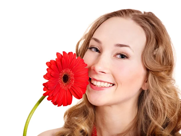Šťastná mladá žena hospodářství květ. — Stock fotografie