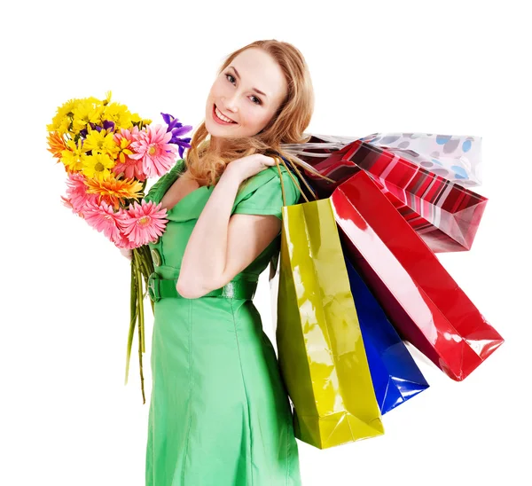 ショッピングバッグを持つ若い女性. — ストック写真