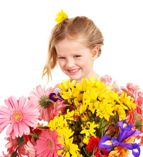 행복 한 아이 들고 꽃. — 스톡 사진