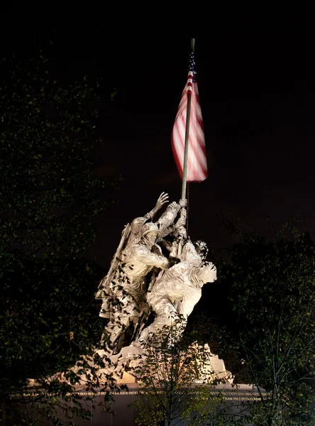 Foto nocturna de Iwo Jima — Foto de Stock