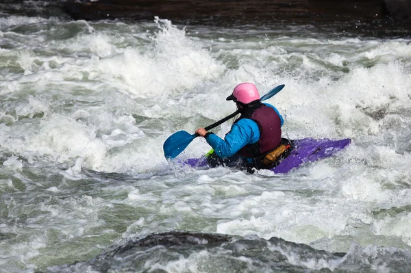 Kayak de agua blanca — Foto de Stock