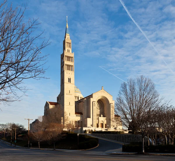 Базилика Национального Святилища Непорочного Зачатия Вашингтоне Ясный Зимний День — стоковое фото