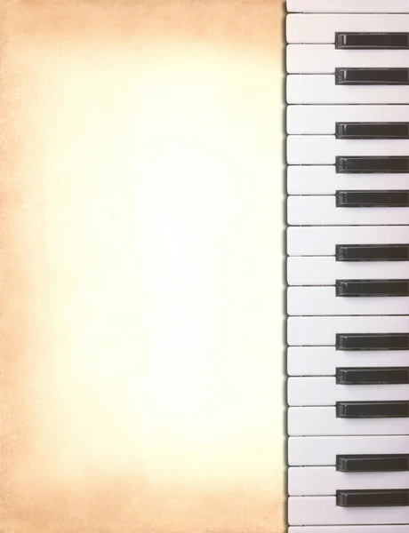 eski kağıt üzerinde piyano tuşları