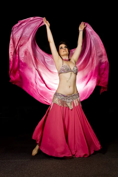 Joven Hermosa Mujer Vestido Oriental Rosa Bailando Danza Del Vientre —  Fotos de Stock
