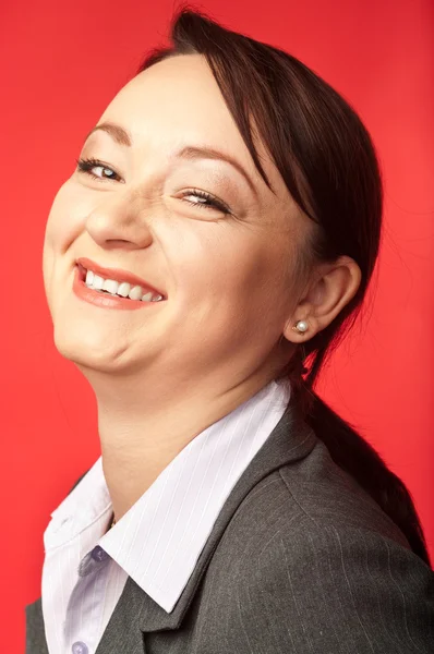 Felice sorridente giovane bella donna d'affari — Foto Stock