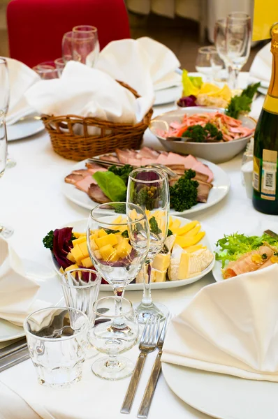 Elegantes Mesas Banquetes Cenas Preparadas Para Unas Vacaciones Una Fiesta — Foto de Stock