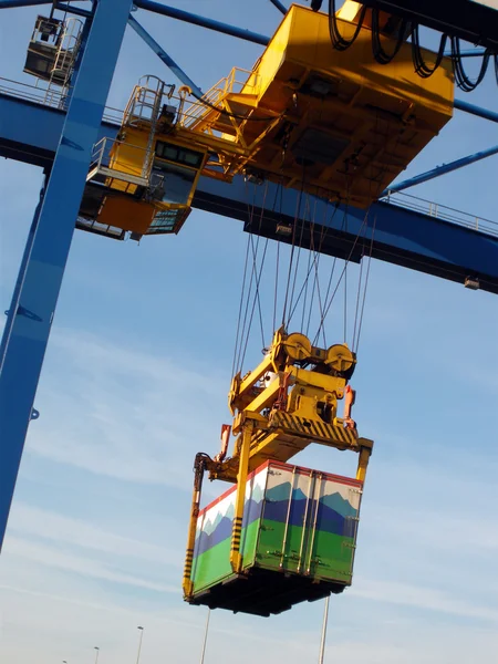 Gru Industriale Grandi Dimensioni Container Carico Porto — Foto Stock
