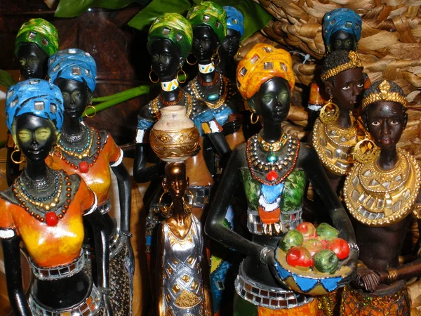 Keramiska Afrikansk Kvinna Figurines Royaltyfria Stockfoton