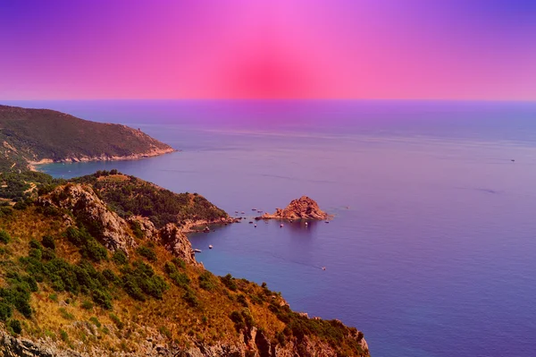 Typowy Włoski Seascape Wzgórza Wcięcie Linii Brzegowej Zachód Słońca — Zdjęcie stockowe