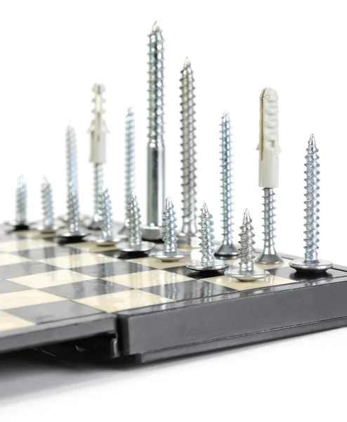 新しい華麗なネジ チェスの駒に対応するねじの順序 — ストック写真