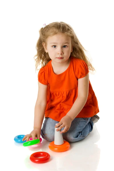 Grappige Vier Jaar Meisje Zittend Vloer Geïsoleerd Wit — Stockfoto