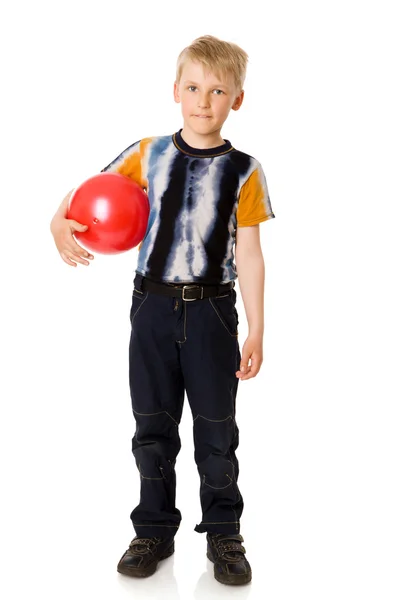 М'яч хлопчика Холдинг — стокове фото