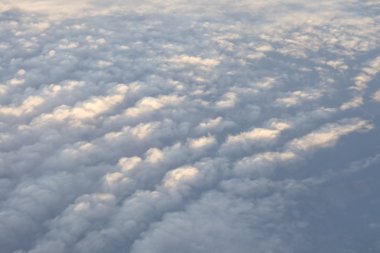 bulutlar, uçak görünümünden