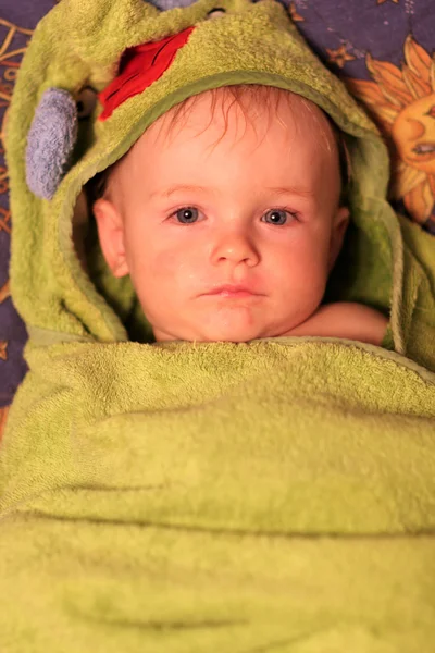 Bebê após o banho — Fotografia de Stock