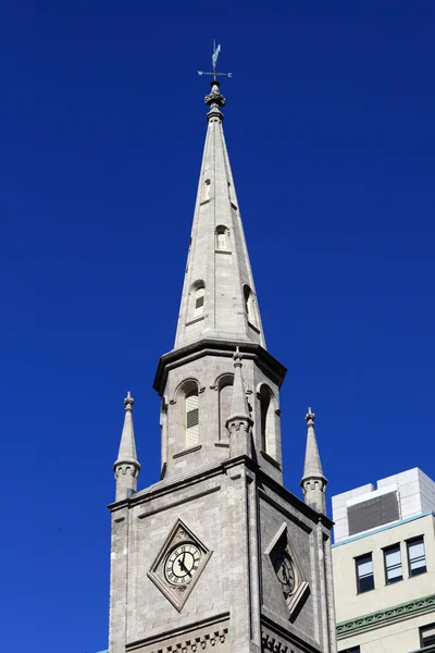 Torre del reloj en la Quinta Avenida — Foto de Stock