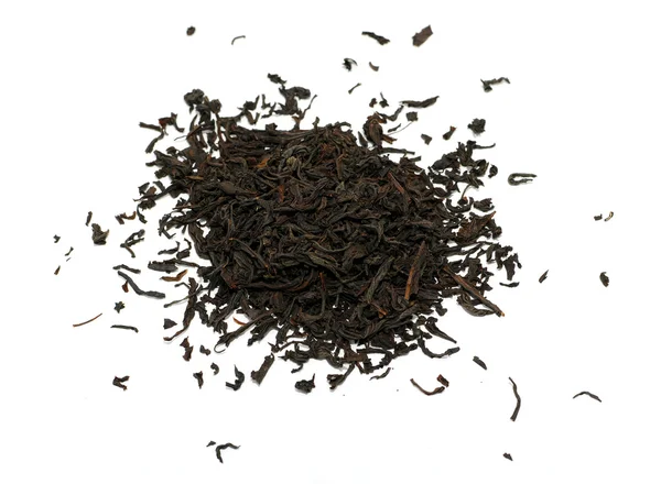 Czarna herbata luźno suszone liście herbaty, izolowane — Zdjęcie stockowe
