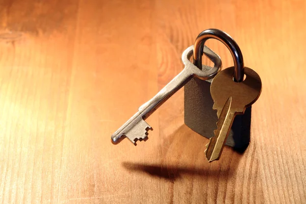 Hangslot en sleutels — Stockfoto