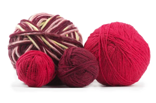 Cuatro clews de lana de colores —  Fotos de Stock