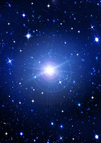 夜ダークブルーの空に明るい星 — ストック写真