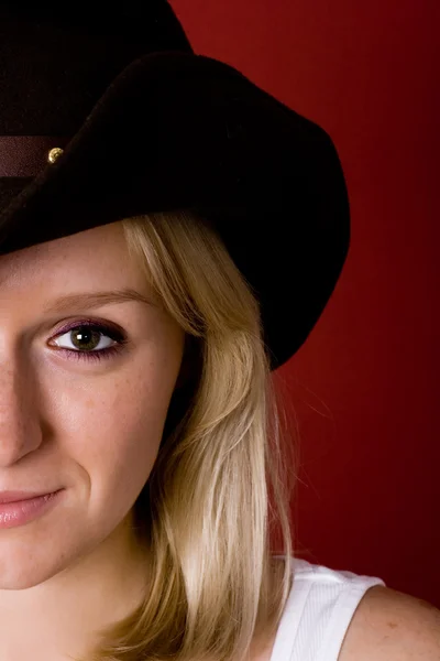 Zachodnia kobieta w kowbojski kapelusz — Zdjęcie stockowe