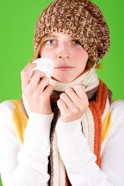 Mulher com lenço e termômetro — Fotografia de Stock