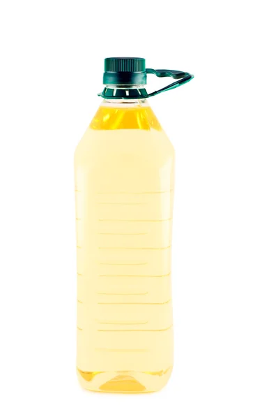 Соняшникова олія в пластиковій пляшці ізольований білий фон . — стокове фото