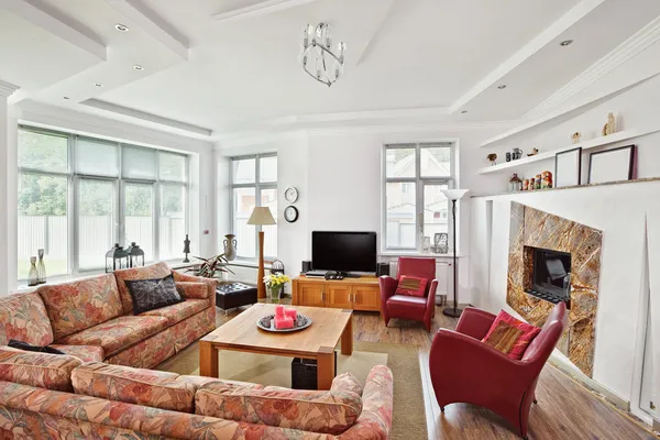 Arte moderna deco estilo sala de estar interior com lareira e T — Fotografia de Stock
