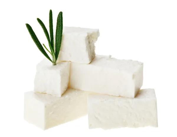 Cubos de queijo Feta com galho de alecrim — Fotografia de Stock