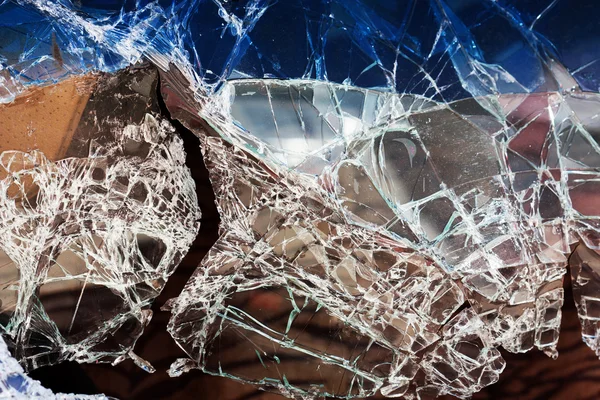 Rozbité okenní sklo — Stock fotografie